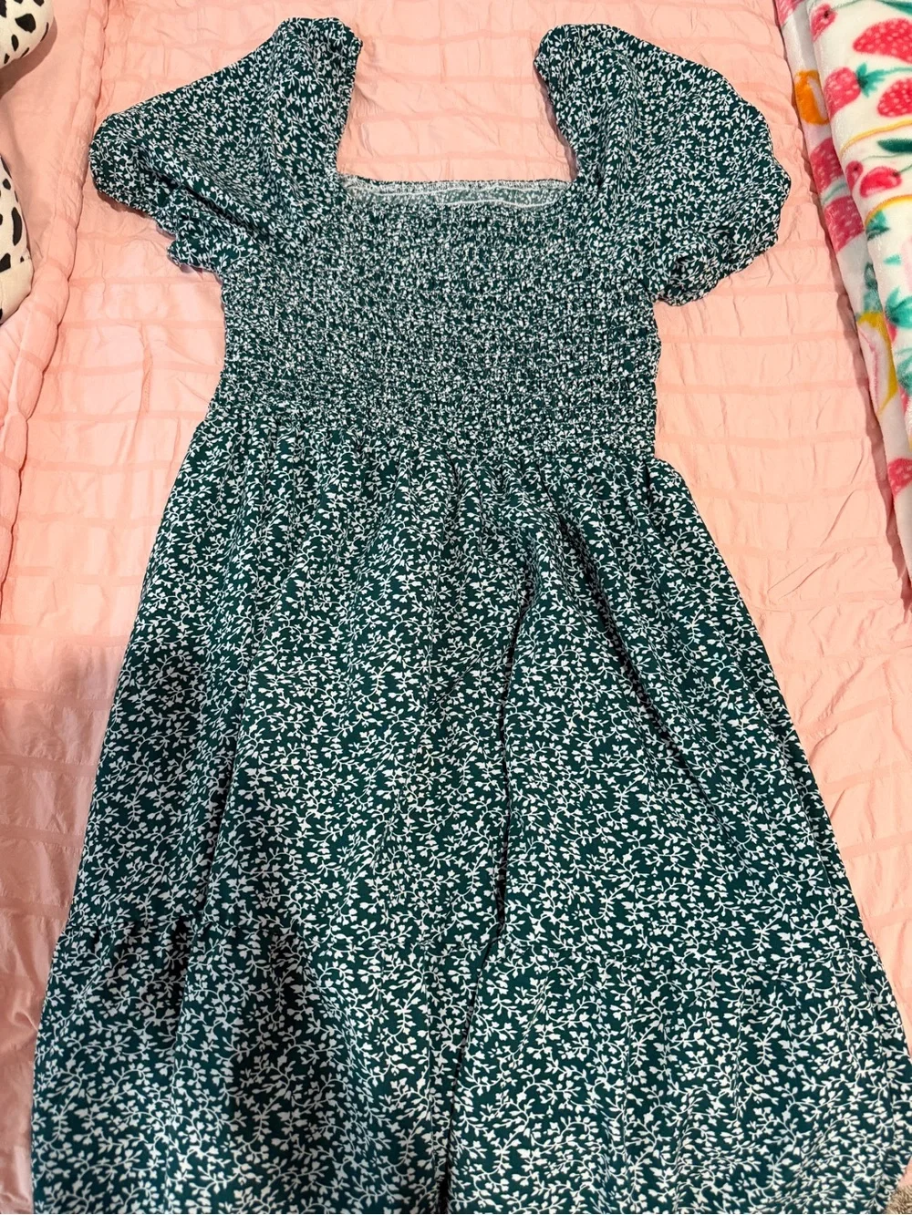 SHEIN Green Floral Smocked Puff Sleeve Dress